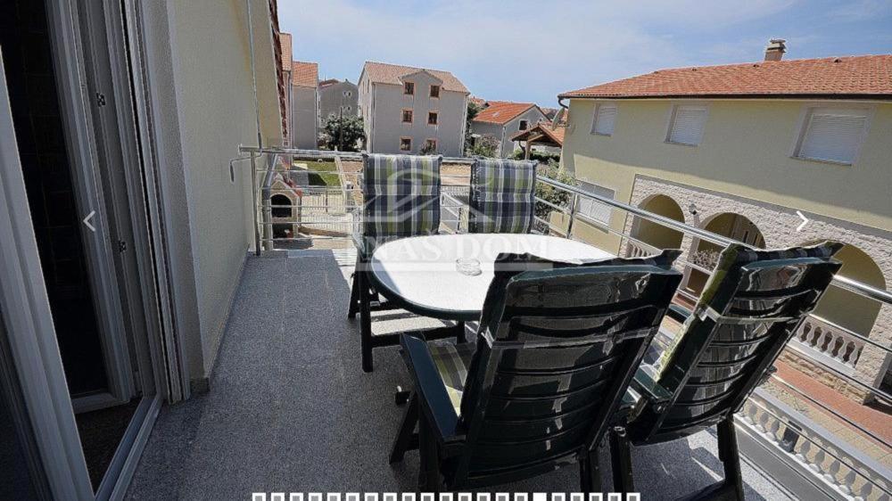 Apartman Niko Und Gaby Vodice Exterior foto